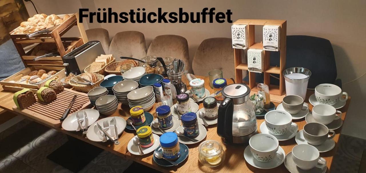 Gaestehaus Burgberg, Weinhaus Fries Kattenes エクステリア 写真