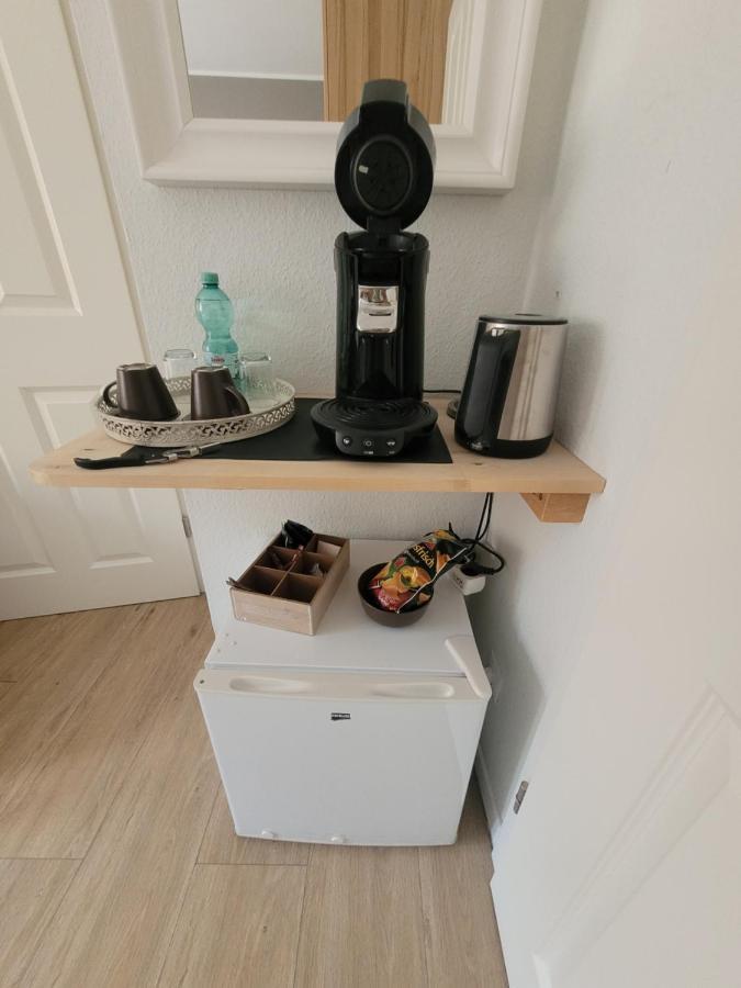 Gaestehaus Burgberg, Weinhaus Fries Kattenes エクステリア 写真
